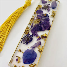 Load image into Gallery viewer, Bookmark - Real Pressed Purple Flowers
